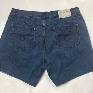 10/$50 RAW DIAMOND SHORTS SIZE W36
